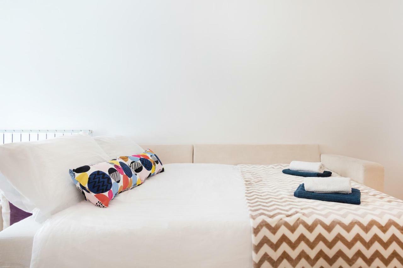 Cute And Sunny Studio In Zagreb With Balcony & Free Parking Exterior foto