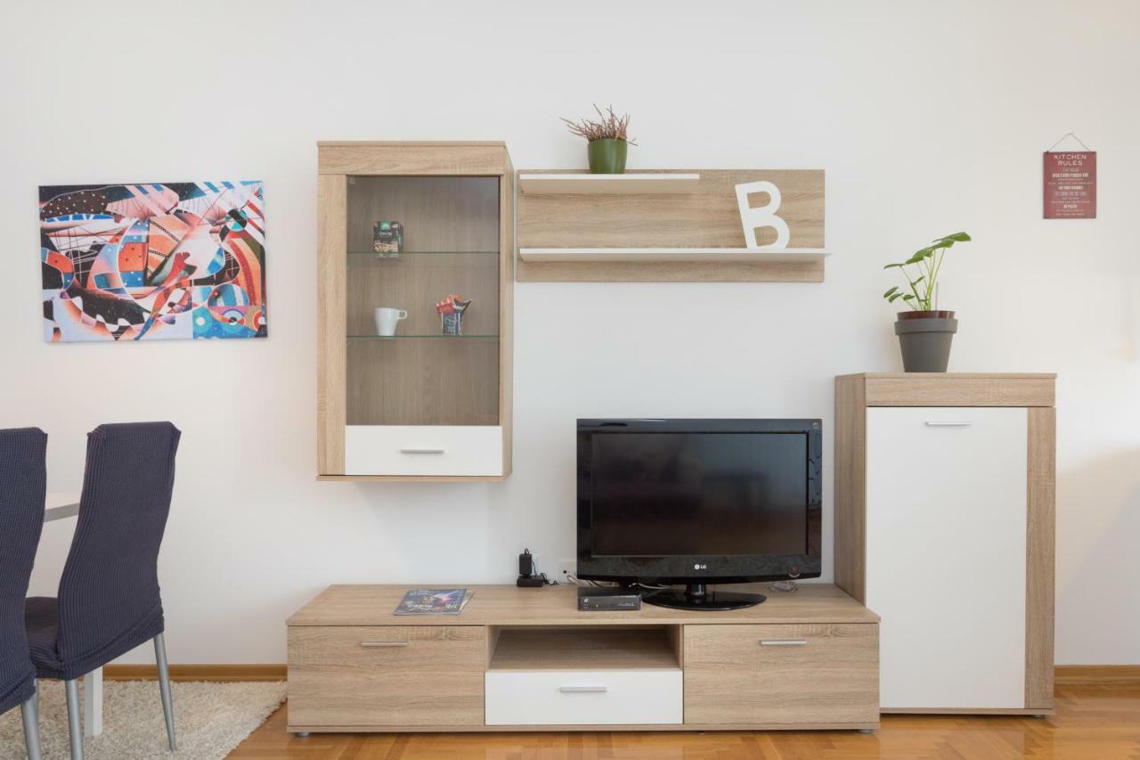 Cute And Sunny Studio In Zagreb With Balcony & Free Parking Exterior foto